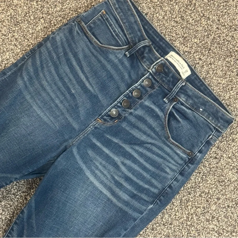 Abercrombie & Fitch Blue Distressed Skinny Jeans - Picture 4 of 6